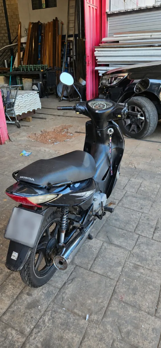 Foto 5 de Moto Biz 125 mais 2010