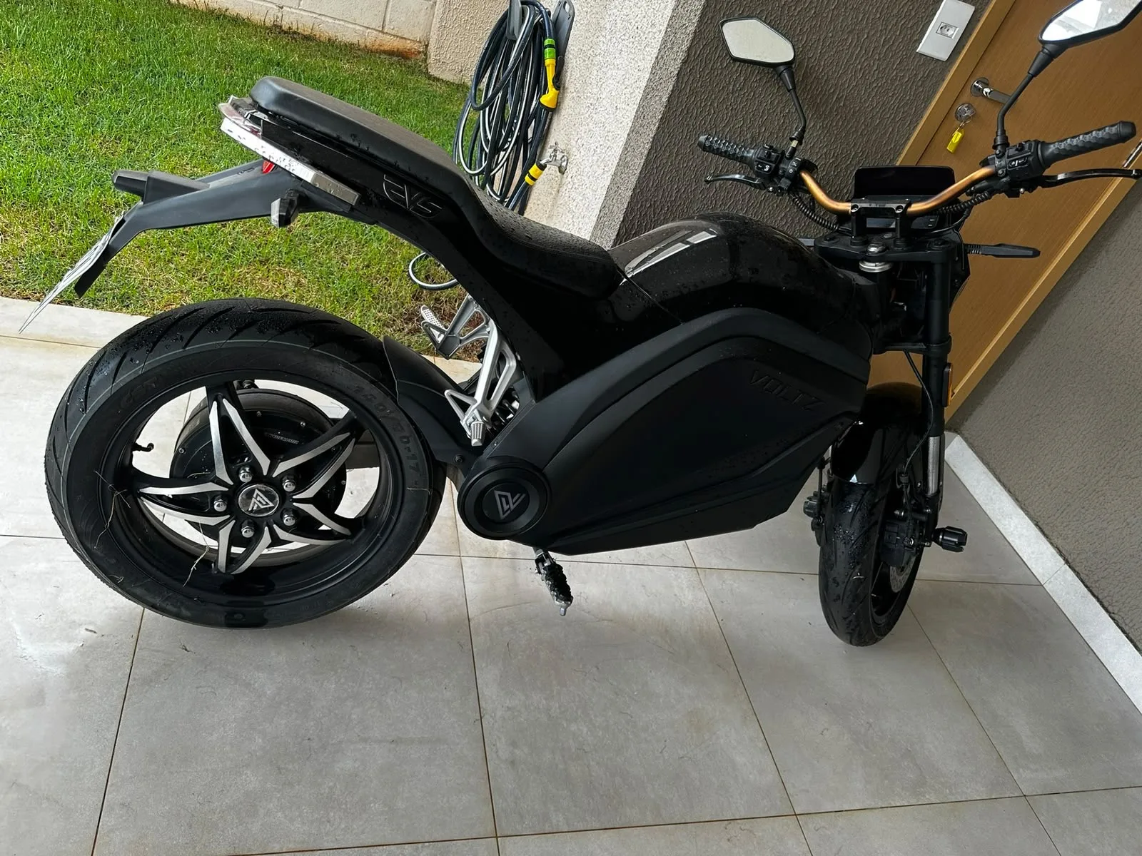 Foto 1 de Vendo moto elétrica 3000 w voltz
